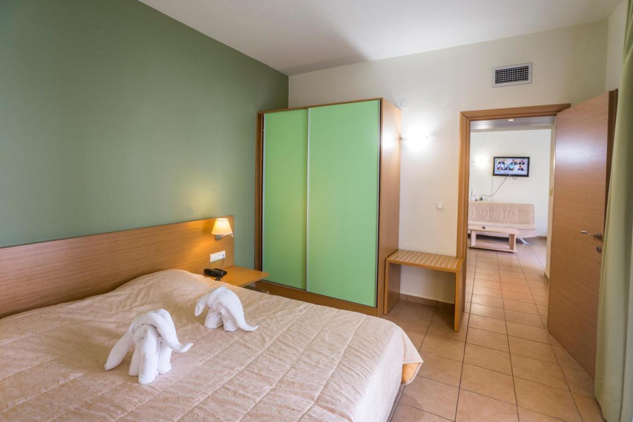 Athina Beach Hotel Kato Daratso Quarto foto